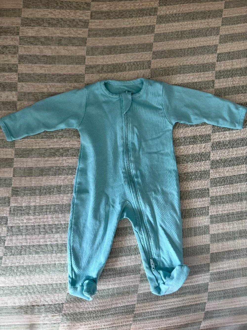 Kissy Love Blue Footsie (NWOT)